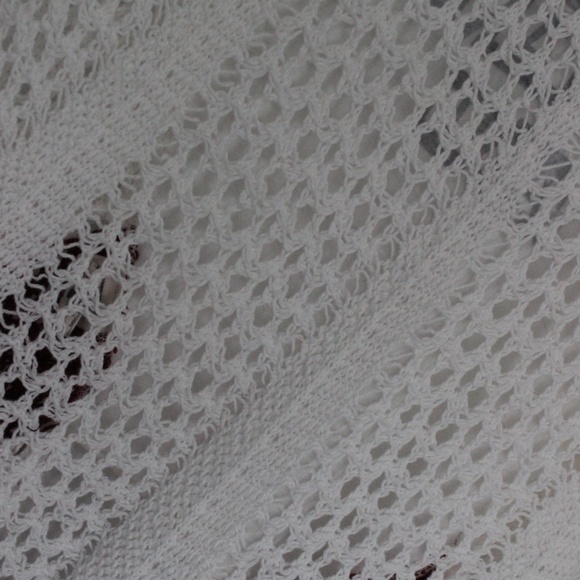 EUC: Free People Crochet Tee. Sz S. FINAL PRICE - Picture 2 of 5